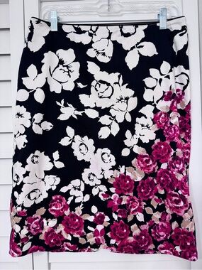 White House Black Market Floral Skirt